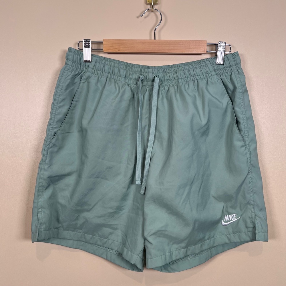 Nike Sportswear Woven Flow Shorts Mens L Sage Green Relaxed Mesh EUC